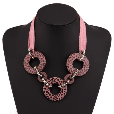 Elegant Women Vintage Style Trendy Leopard Print Acrylic Chain Necklace
