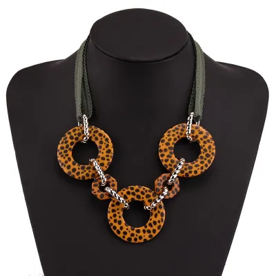 Elegant Women Vintage Style Trendy Leopard Print Acrylic Chain Necklace