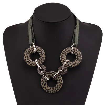 Elegant Women Vintage Style Trendy Leopard Print Acrylic Chain Necklace