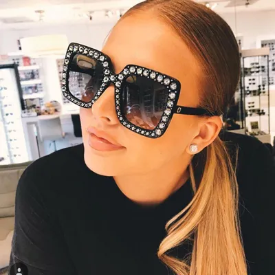 Hot Sale Women Square PC Frame Crystal Decorated Big Sunglasses