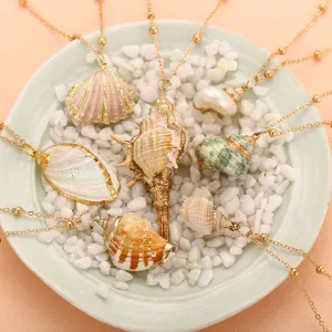 Wholesale Women Shell Pearl Pendant Necklace With Water Wave Chain