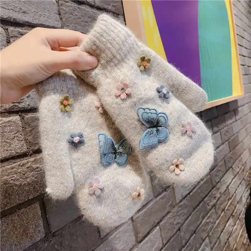 Fashion Butterfly And Flower Decorated Knitted Mittens For Women Solid Color Daily Gloves