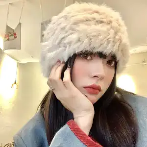 Simple Warm Rabbit Fur Blended Woolen Dome Hat