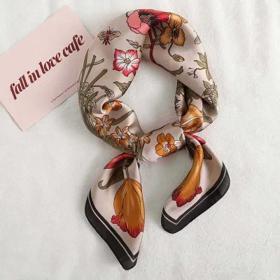 70*70cm Retro Autumn Leopard Pattern Women Silk Square Scarf