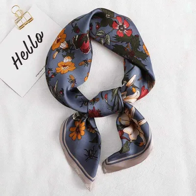 70*70cm Retro Autumn Leopard Pattern Women Silk Square Scarf