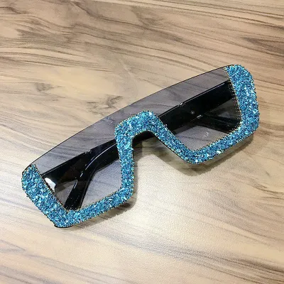 Retro Rhinestone Decor Square Frame Sunglasses