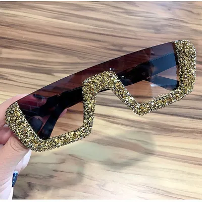 Retro Rhinestone Decor Square Frame Sunglasses