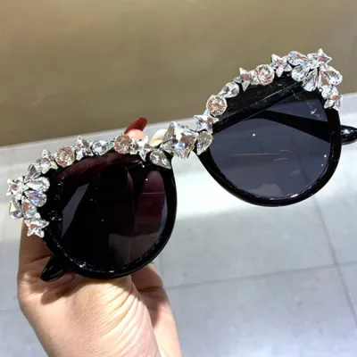 Delicate Rhinestone Cat-Eye Frame Sunglasses