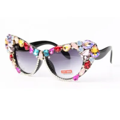 Trendy Rhinestone Decor Cat Eye Frame Sunglasses