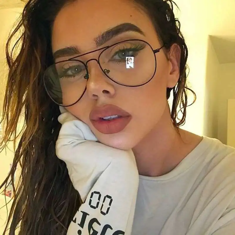 Women Retro Thin Frame Metal Oval Full Frame Optical Glasses