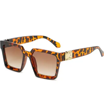 Women Fashion Square Frame Sunglasses