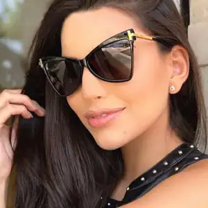 Women Triangle Cat-eye Frame Vintage Sunglasses AC Lens PC Frame