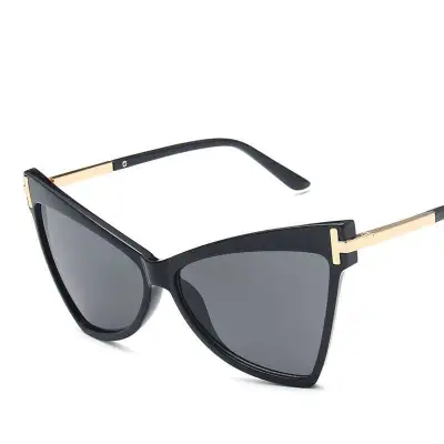 Women Triangle Cat-eye Frame Vintage Sunglasses AC Lens PC Frame