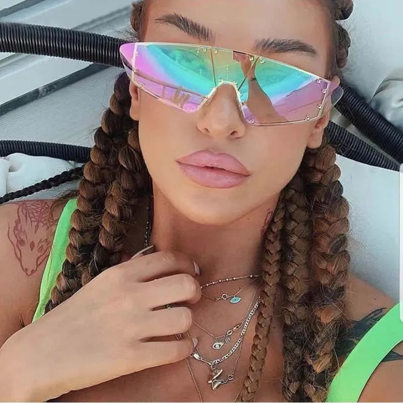 Unique One-piece Lens Metal Frame Polygon Sunglasses for Women