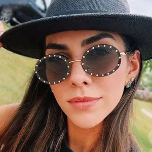 Fashion Oval Small Frame Rhinestone Decor Sunglasses
