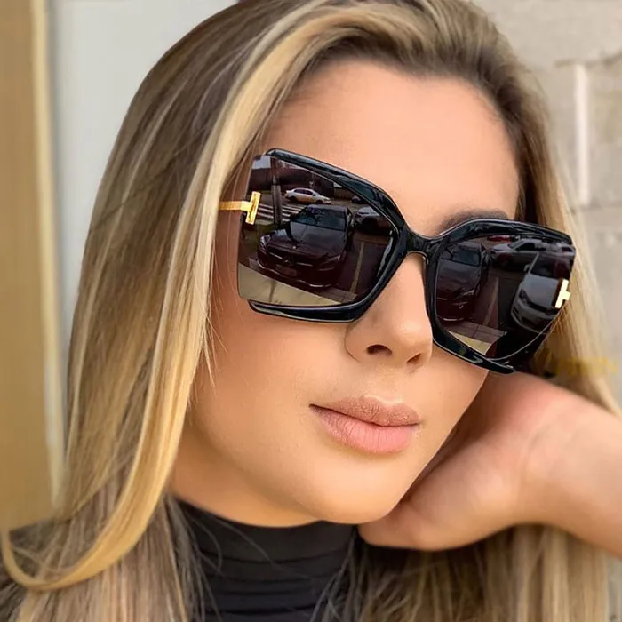 Unisex Fashion Oversized Butterfly Frame Sun-Shading Sunglasses PC Lens