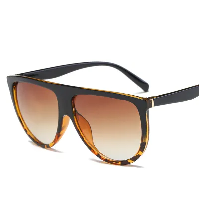 Retro Oversized Gradient Sunglasses with PC Frame