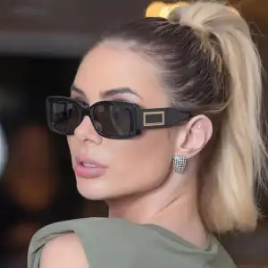 Fashion Square Frame Metal Decorative Sunglasses Retro Style
