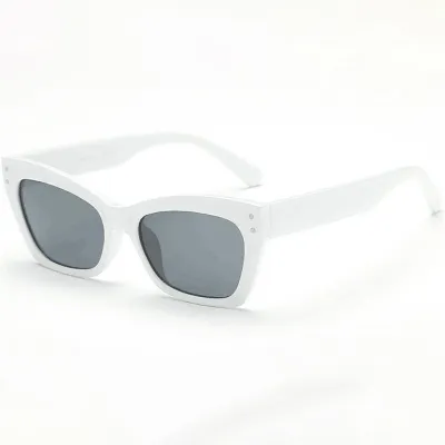 Fashion Square Sunglasses for Women with Avant-Garde Style