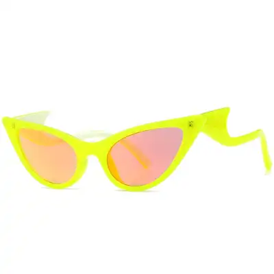 Unique Cat-eye Shape Irregular Sunglasses Retro Punk