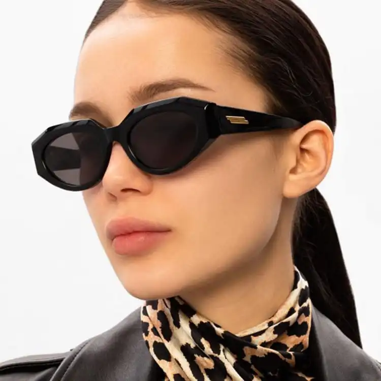 Fashion Irregular Cat-eye Shape Resin Lens Sunglasses