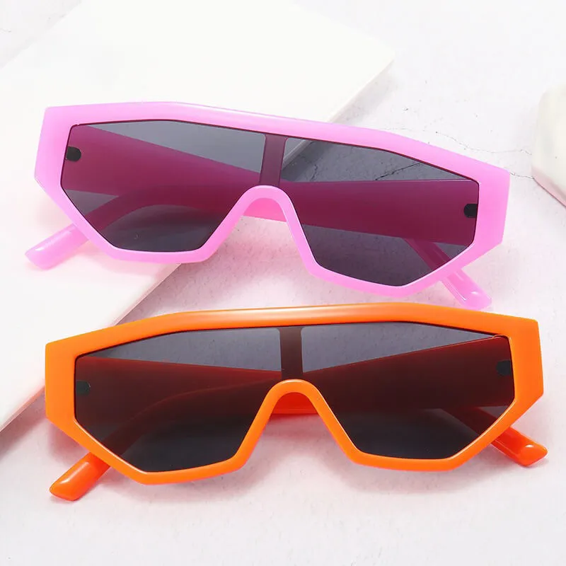 Fashion Square Frame Oversized Sunglasses One-piece Design PC Lens Metal