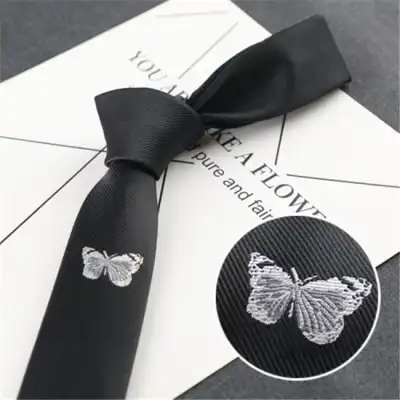 Fashion Rose And Tiger Embroidered Tie