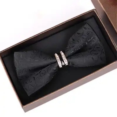 Men Fashion Rhinestone Decorated Stripe Bow Tie
