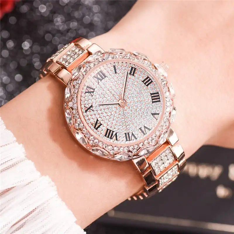 Fashion Rhinestone Inlaid Business Quartz Watch with Alloy Strap