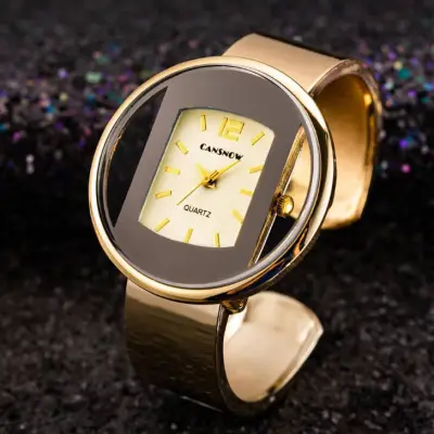Women's Fashion Rectangular Bracelet Design Quartz Watch