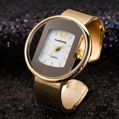 Women's Fashion Rectangular Bracelet Design Quartz Watch