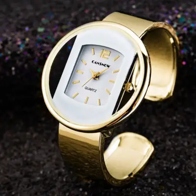 Women's Fashion Rectangular Bracelet Design Quartz Watch