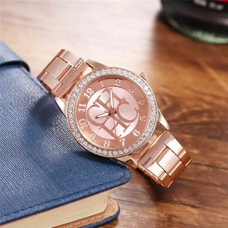 Fashion Letter Pattern Rhinestone Decorated Quartz Watch