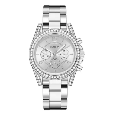 Women Fashion Three Eyes Design Alloy Band Quartz Watch