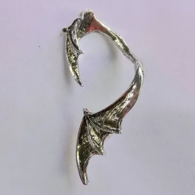 Women Halloween Bat Wing Shape One-piece Ear Clip Jewelry Earrings