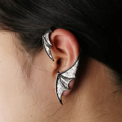 Women Halloween Bat Wing Shape One-piece Ear Clip Jewelry Earrings