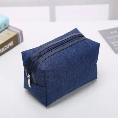 Women Simplicity Zipper Square Cosmetic Bag for Office Commuting