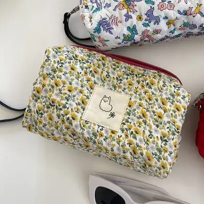 Woman Fashion Color Blocking Stitching Cosmetic Bag Cotton Pillow Shape