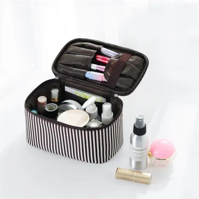 Women's Fashion Strip Printed Large Capacity Zipper Cosmetic Bag Clutch