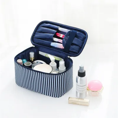 Women's Fashion Strip Printed Large Capacity Zipper Cosmetic Bag Clutch
