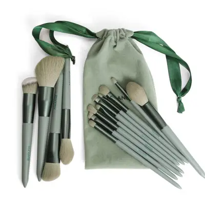 13pcs/Set Nanofiber Wooden Handle Cosmetic Brushes Set with Linen Pack