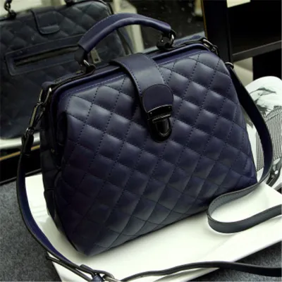 Women Retro Large Capacity Rhombus Stitching Doctor Bag Handbag