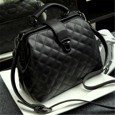 Women Retro Large Capacity Rhombus Stitching Doctor Bag Handbag