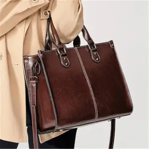 Women Fashion Solid Color Large Capacity Genuine Leather Bag with Zipper