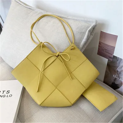 Women's Fashion Solid Color Large Capacity Irregular Shoulder Bag
