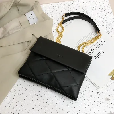 Women Simple Solid Color Metal Chain Rhombus Stitching Envelope Crossbody Bag