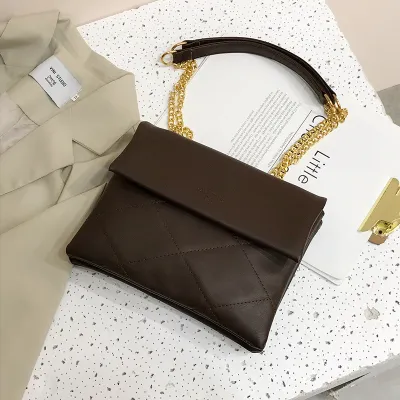 Women Simple Solid Color Metal Chain Rhombus Stitching Envelope Crossbody Bag