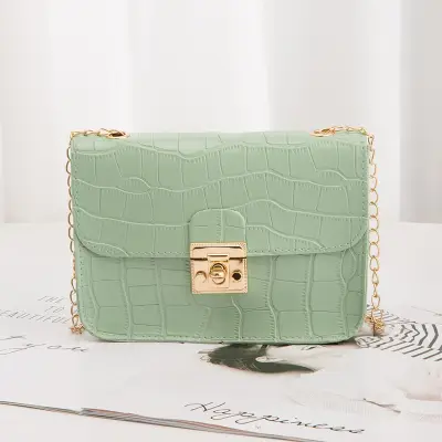 Women Simple Style Solid Color Crocodile Pattern Metal Chain Crossbody Bag
