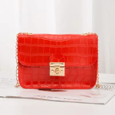 Women Simple Style Solid Color Crocodile Pattern Metal Chain Crossbody Bag