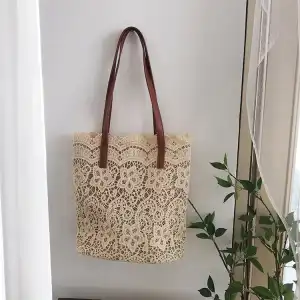 Women's Fashion Solid Color Lace Large Capacity Bucket Shoulder Bag